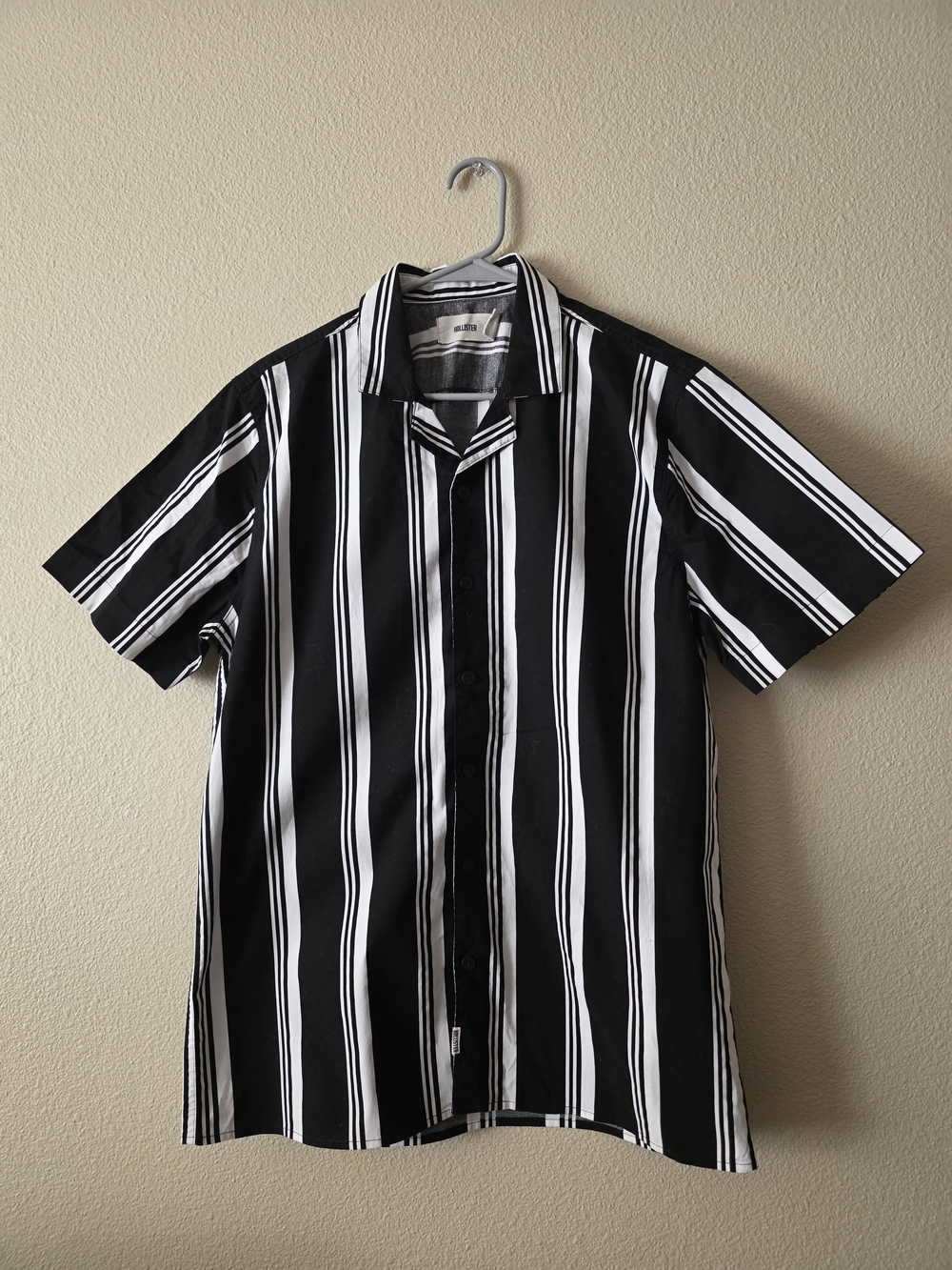 Hollister Black & White Vertical Stripe Short Sleeve Button-Up